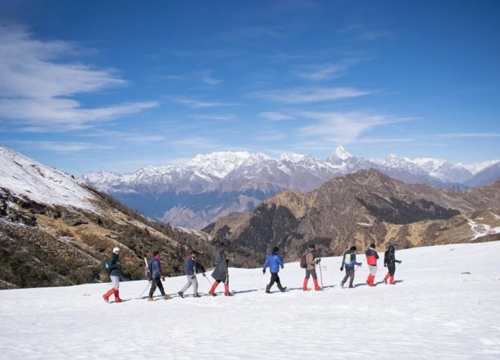 Kuari Pass Trek Package