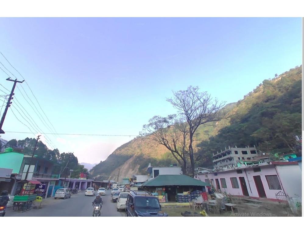adi-yogi-hotel