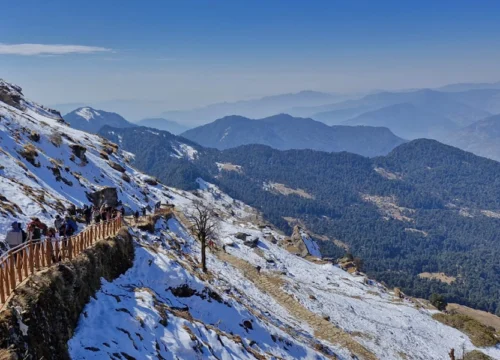 Camping in Chopta Baniyakund & Tungnath – Meadows, Stars & Adventur