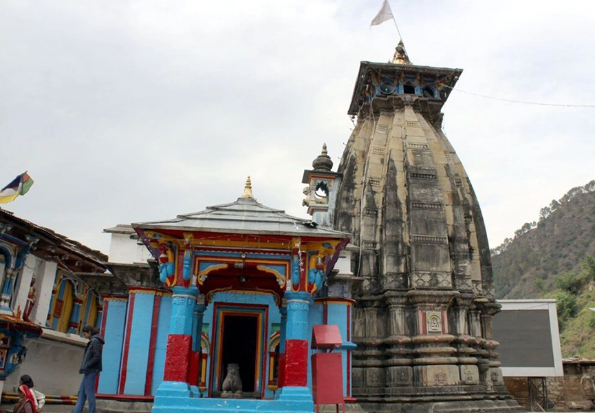 omkareshwar-temple-ukhimath