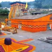 triyuginarayan-temple
