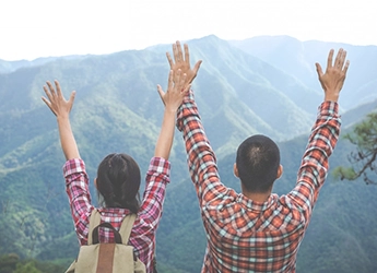 couple-at-auli