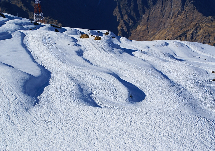 heavy-snow-at-auli
