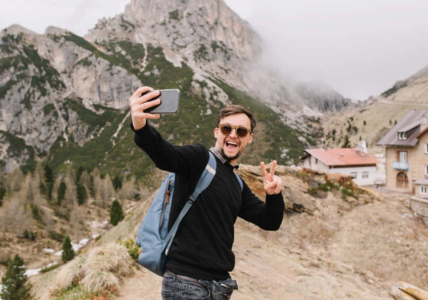 john-with-selfie