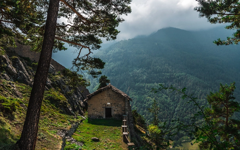 alone-cottage