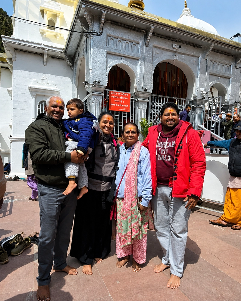 front-of-badrinath-temple
